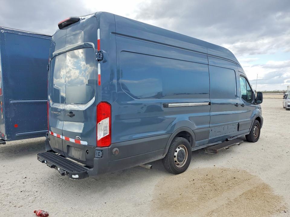 2020 Ford Transit T-250