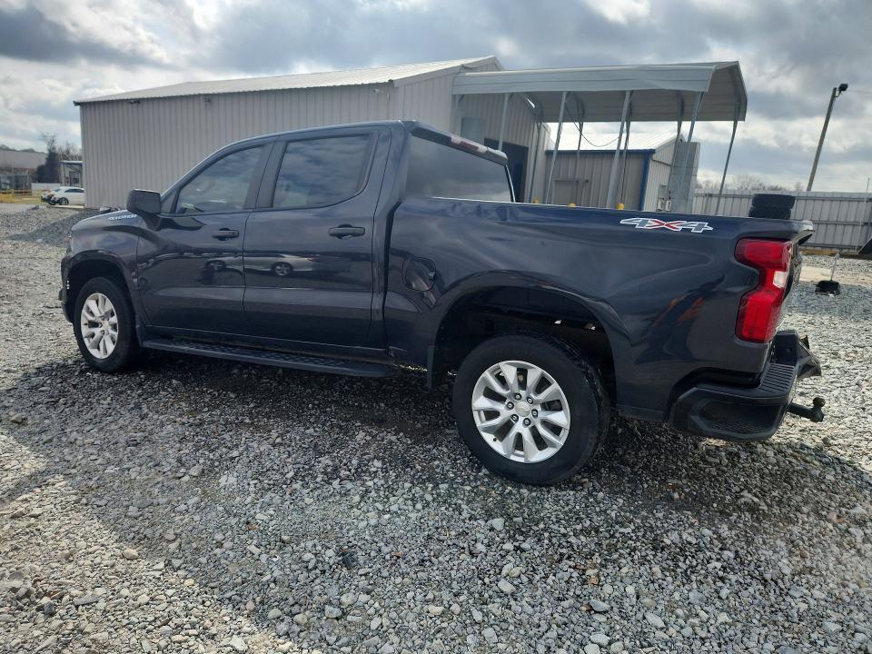 2022 Chevrolet Silverado K1500 Custom