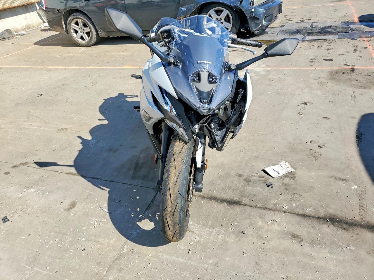 2026 Kawasaki EX650 P