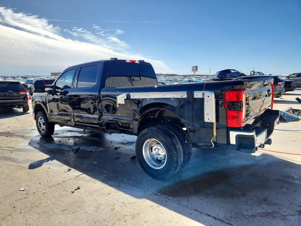 2023 Ford Super Duty F-350 W/D