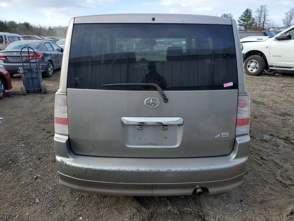 2004 Scion XB