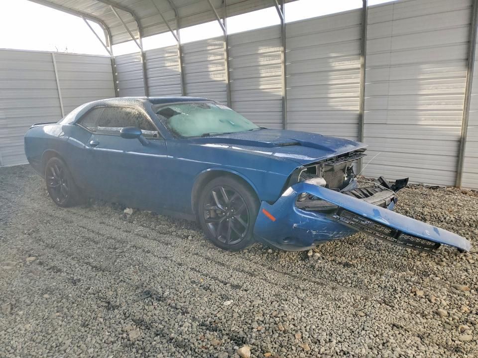 2022 Dodge Challenger sxt