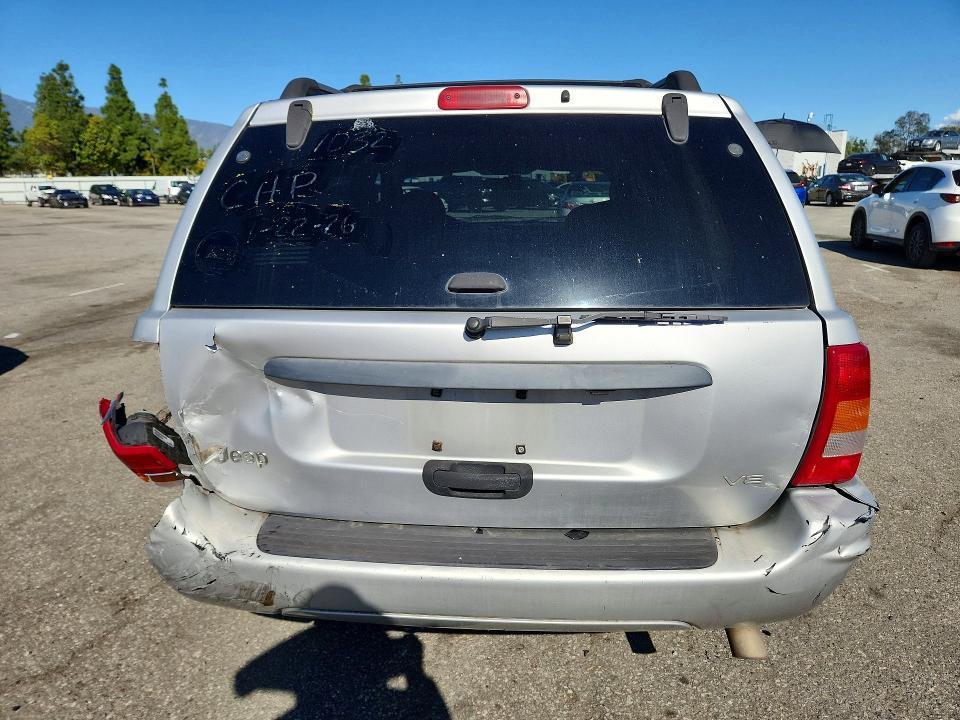 2004 Jeep Grand Cherokee Laredo