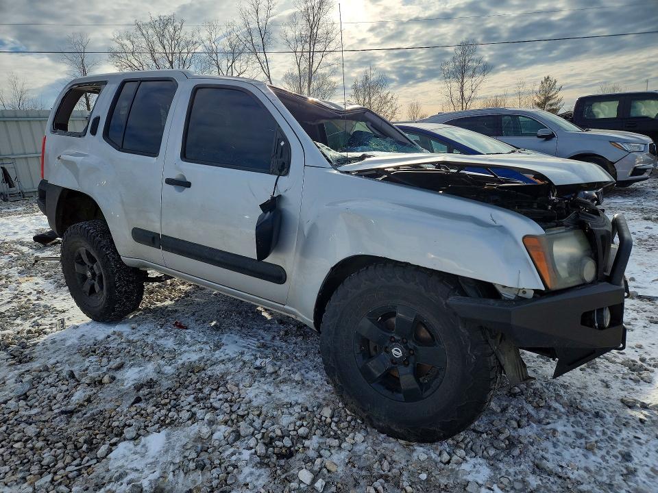 2012 Nissan Xterra x
