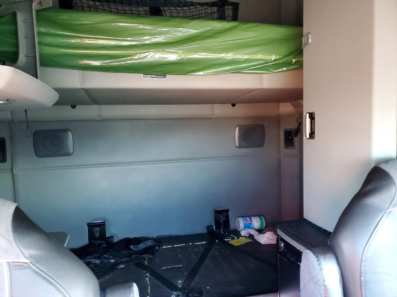 2020 Kenworth Construction T680