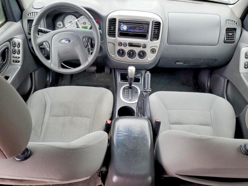 2005 Ford Escape xlt
