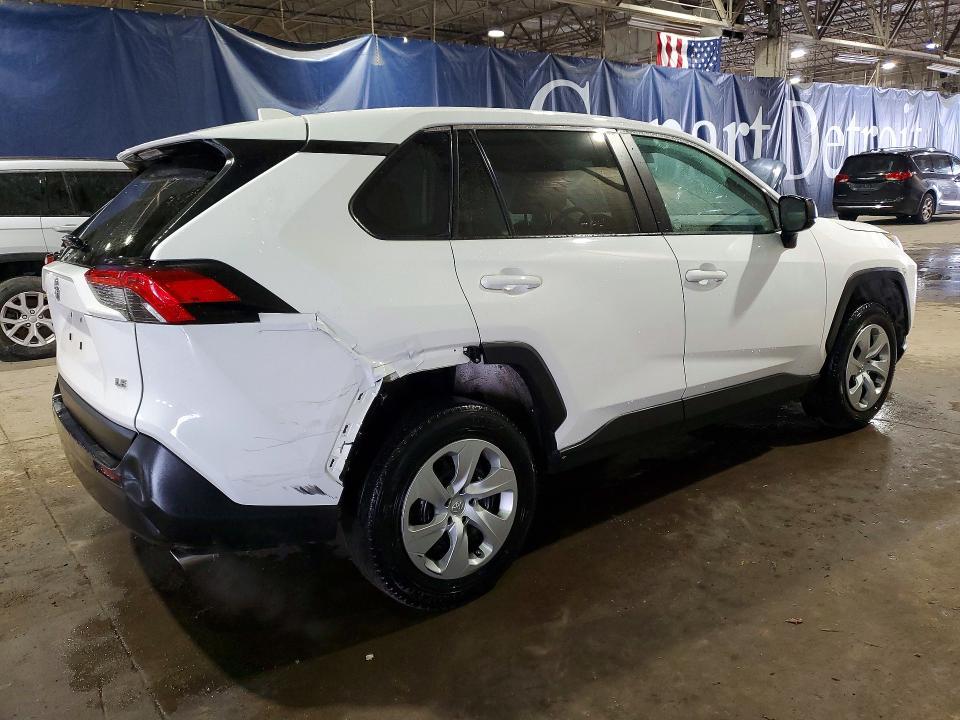 2022 Toyota Rav4 le