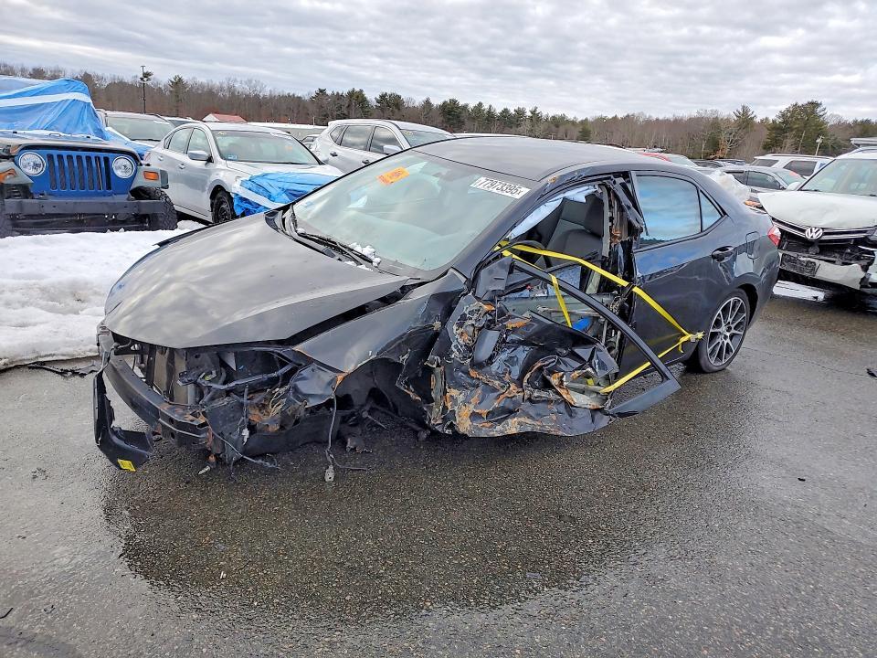 2015 Toyota Corolla le Plus