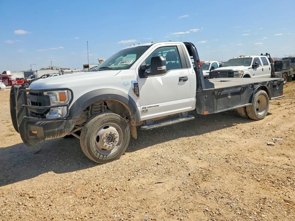 2022 Ford F550 Super Duty Flatbed Truck