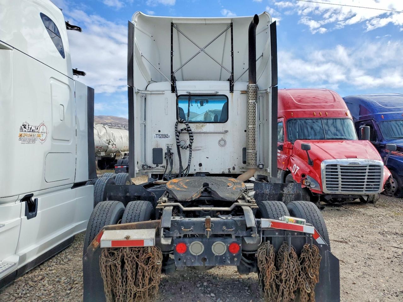 2020 Kenworth T680 Semi Truck