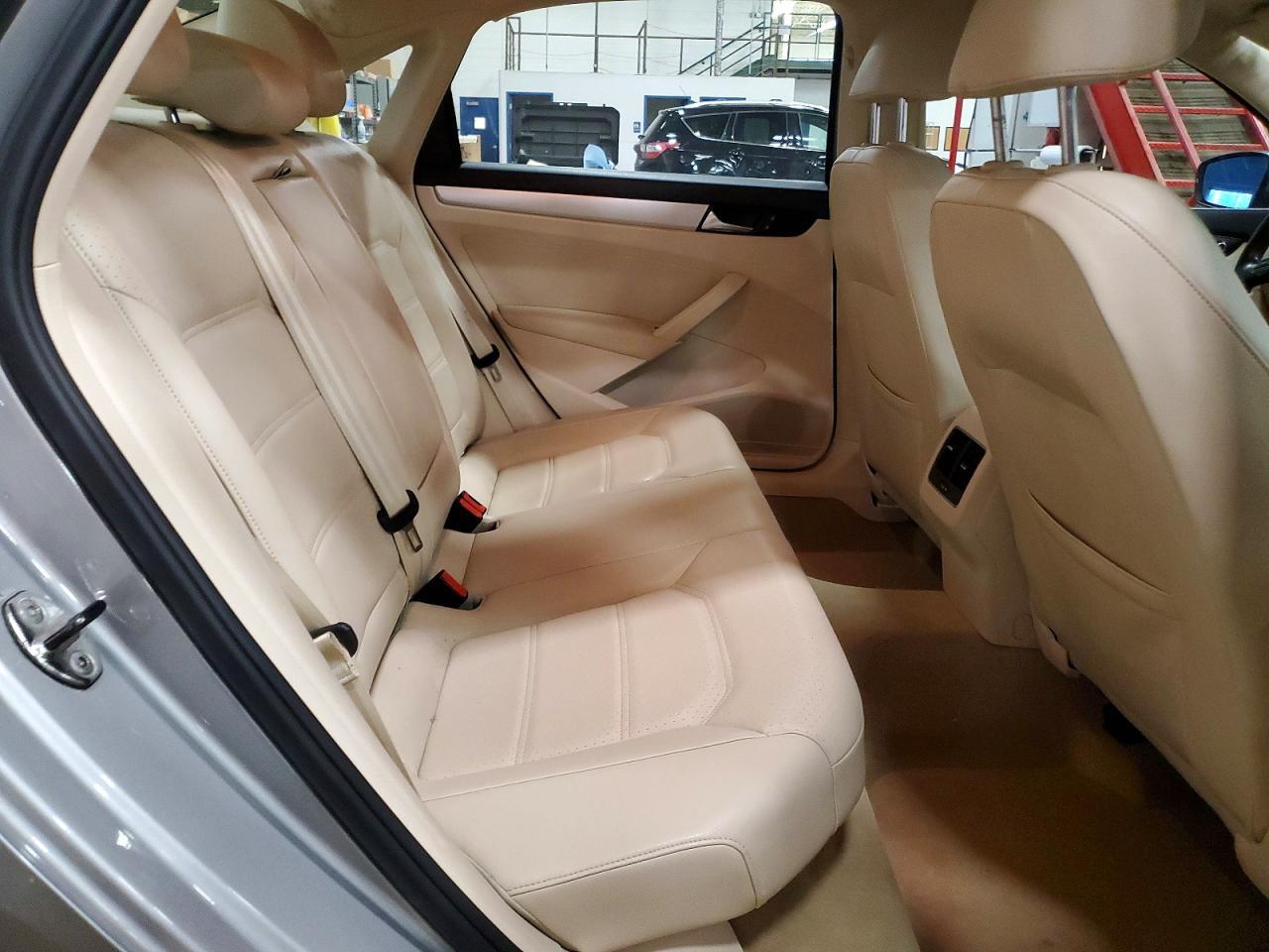 2013 Volkswagen Passat se