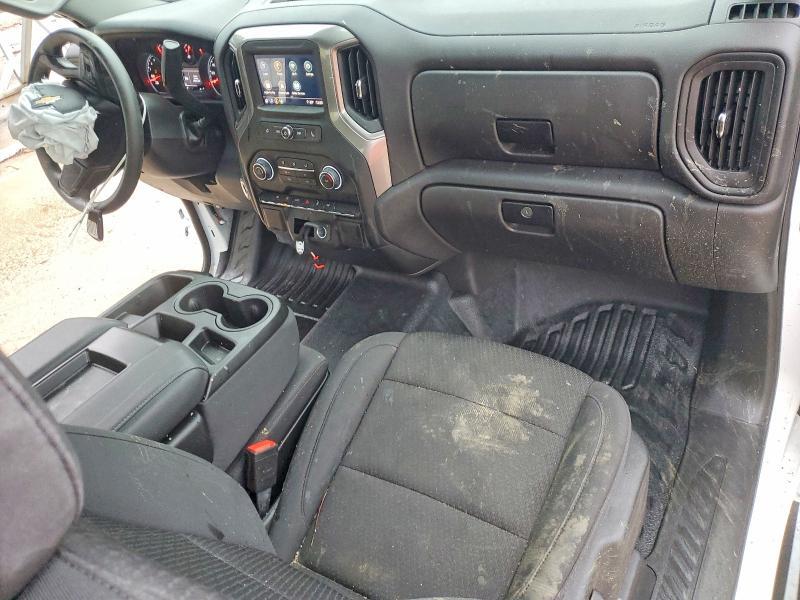 2025 Chevrolet Silverado C1500