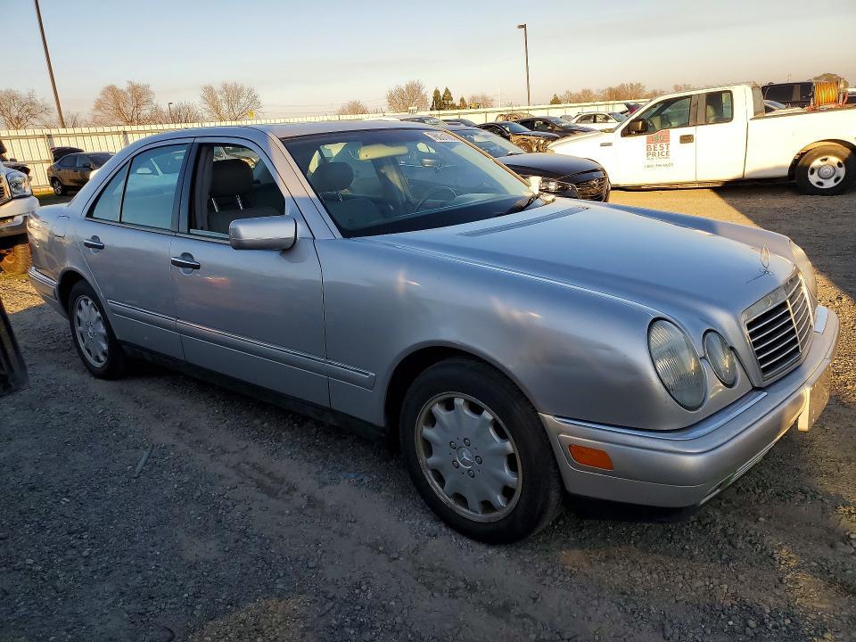 1999 Mercedes-Benz E 300td
