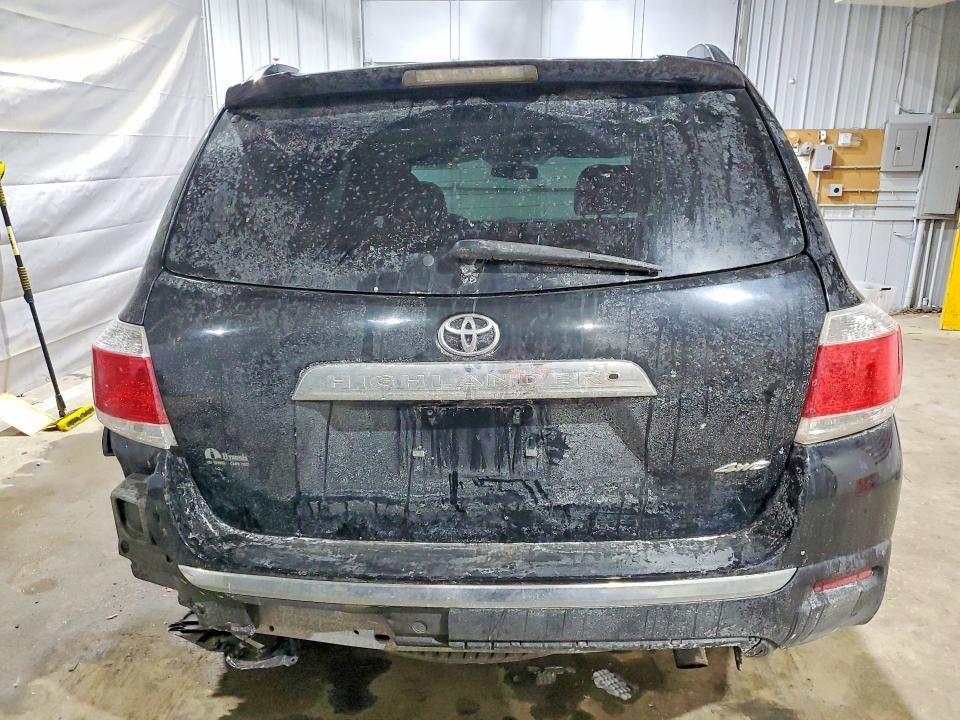 2013 Toyota Highlander se