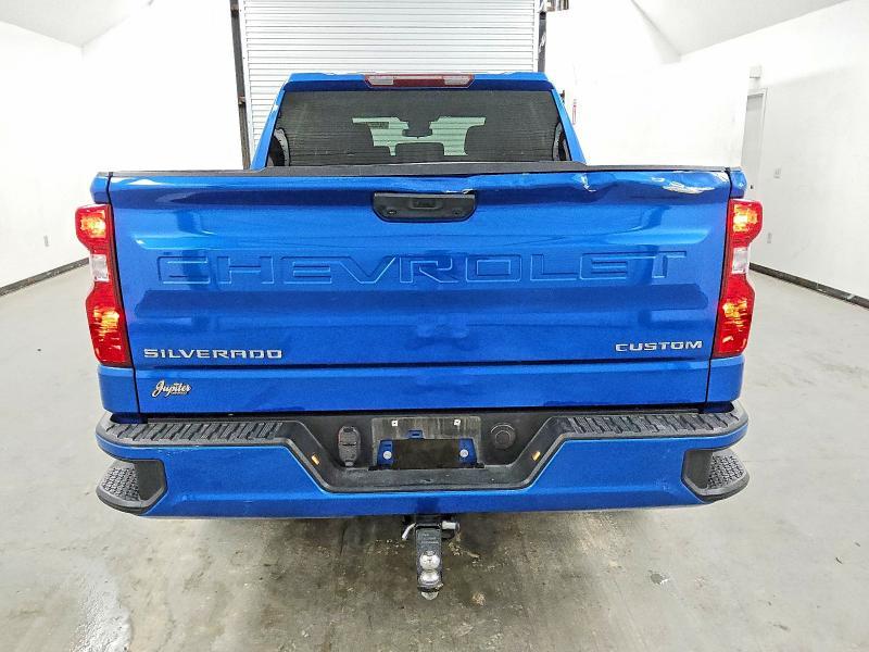 2022 Chevrolet Silverado C1500 Custom