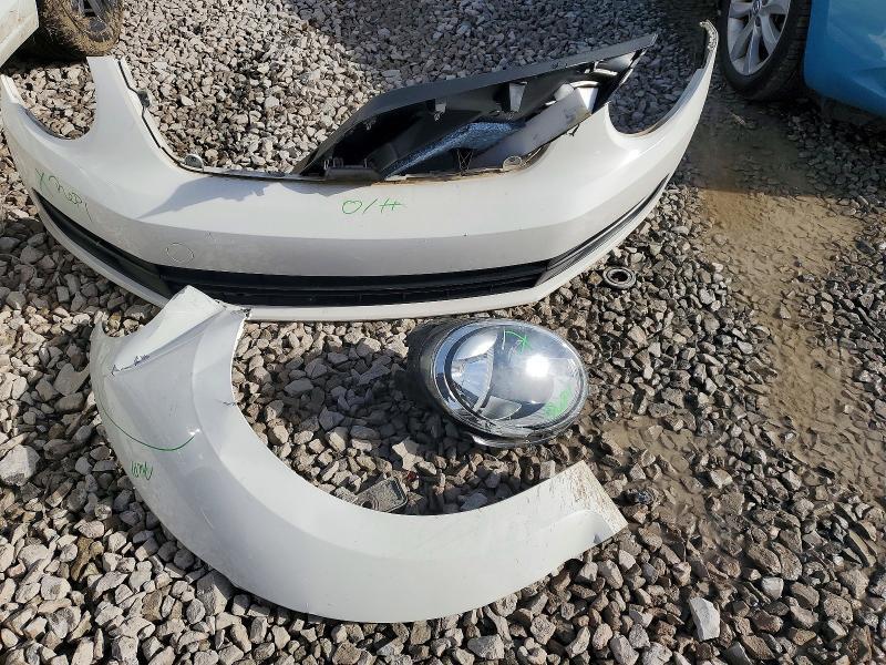 2012 Volkswagen Beetle