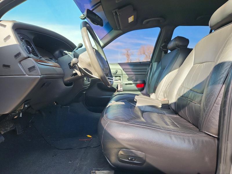 2001 Ford Crown Victoria lx