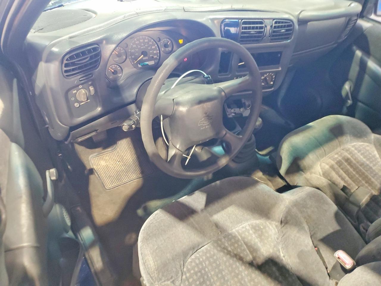 1999 Chevrolet S Truck S10