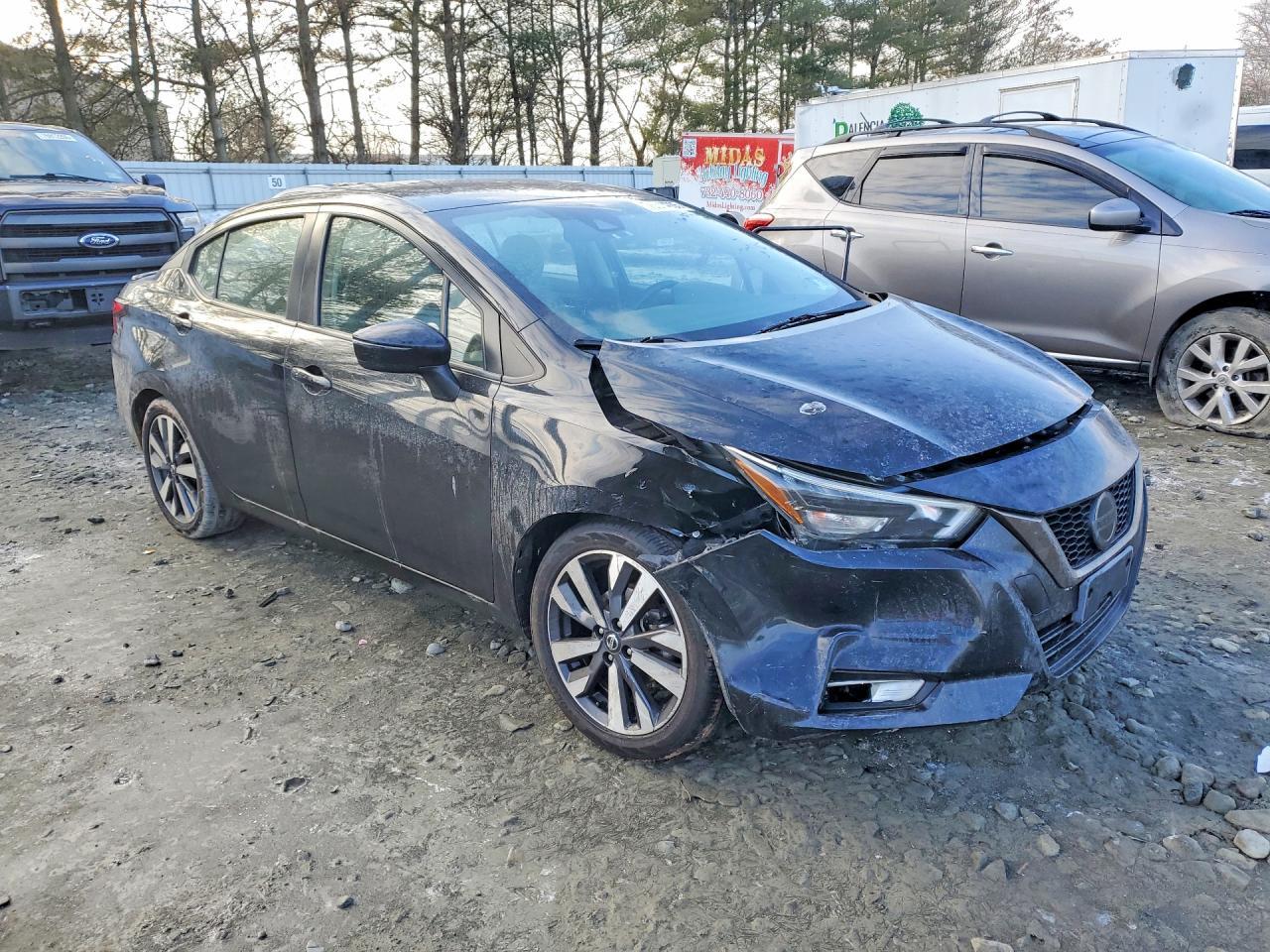 2020 Nissan Versa sr