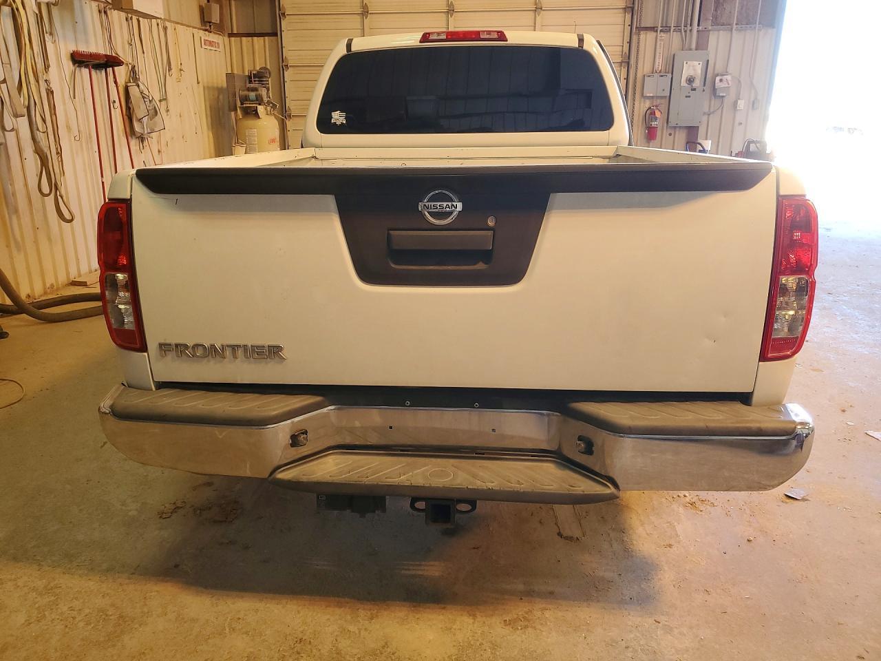 2013 Nissan Frontier s