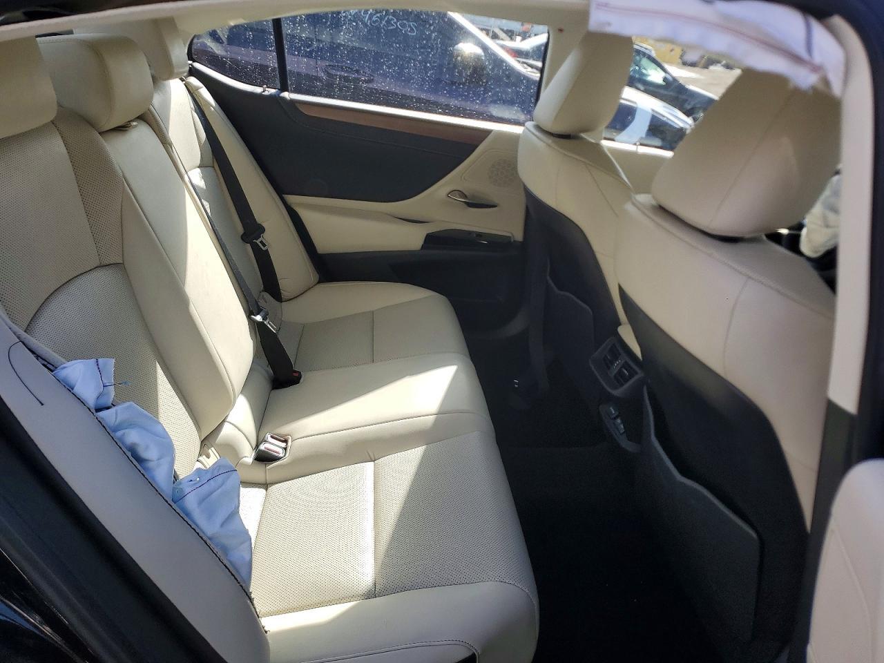2024 Lexus ES