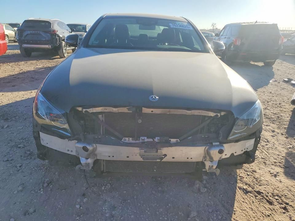 2017 Mercedes-Benz E 300