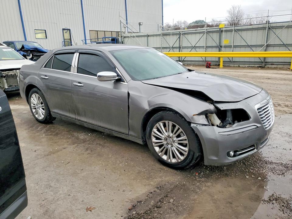 2012 Chrysler 300 Limited