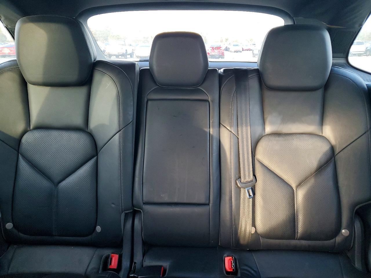 2013 Porsche Cayenne