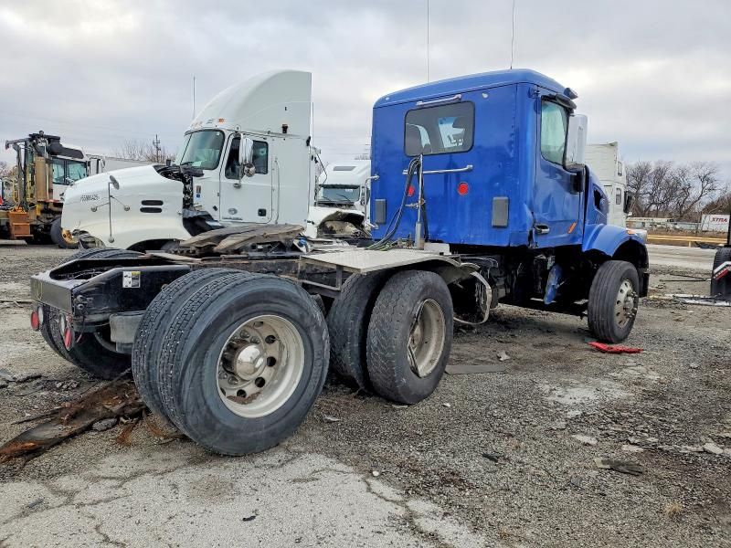 2020 Peterbilt 567 Semi Truck