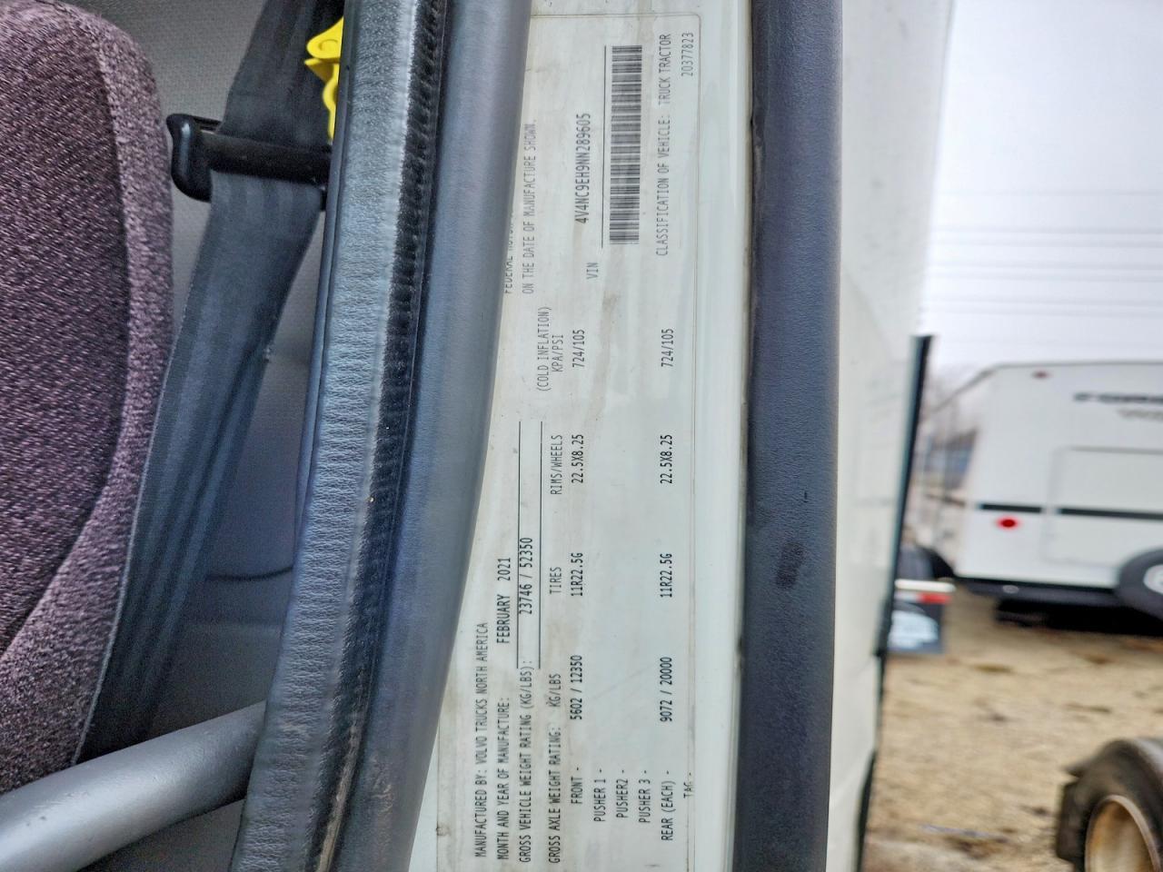 2022 Volvo VNL Semi Truck