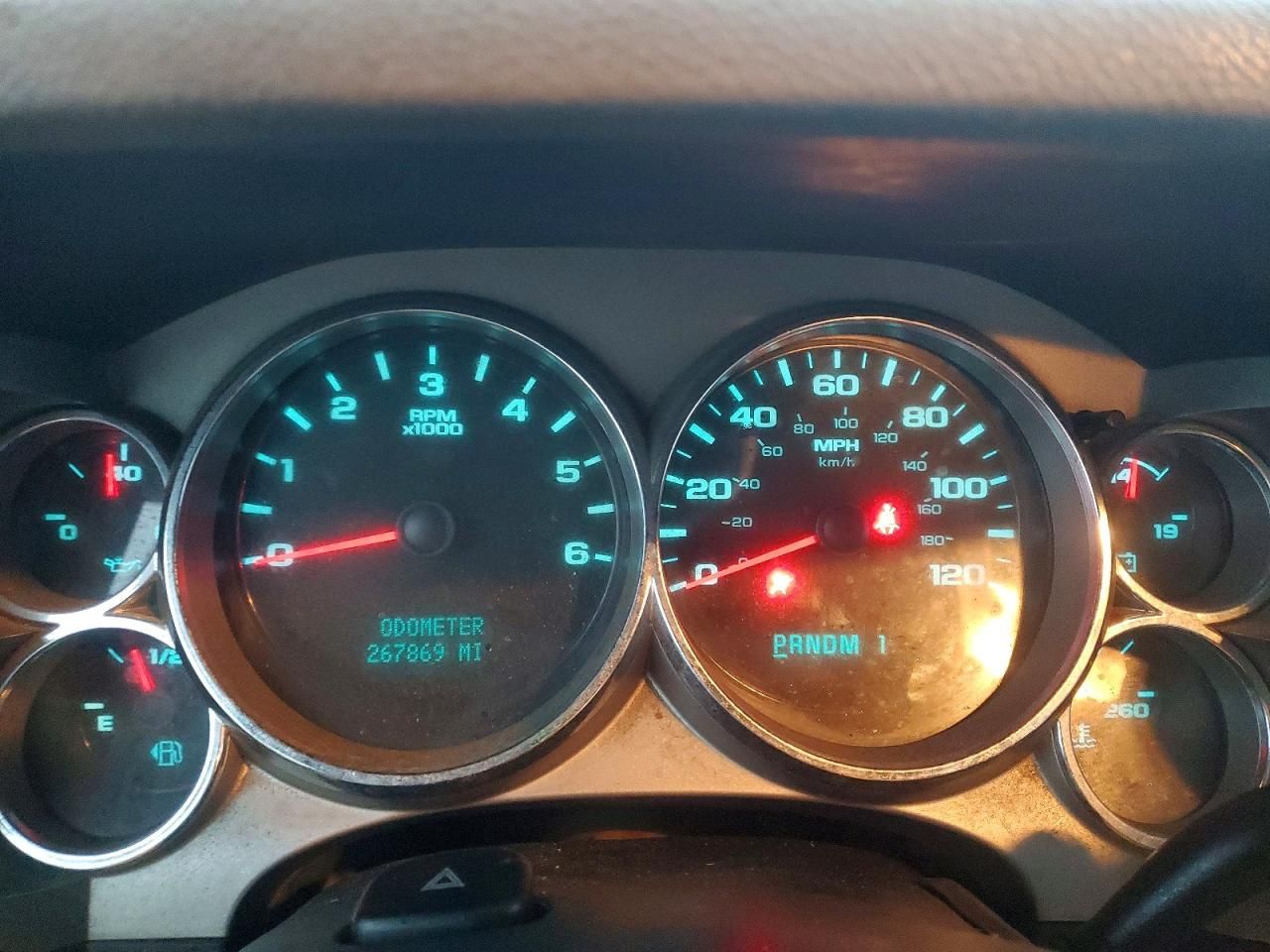 2011 Chevrolet Silverado Utility / Service Truck