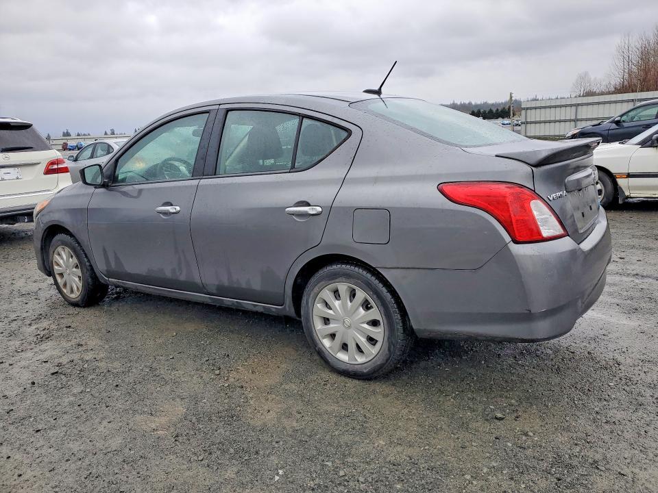 2016 Nissan Versa s