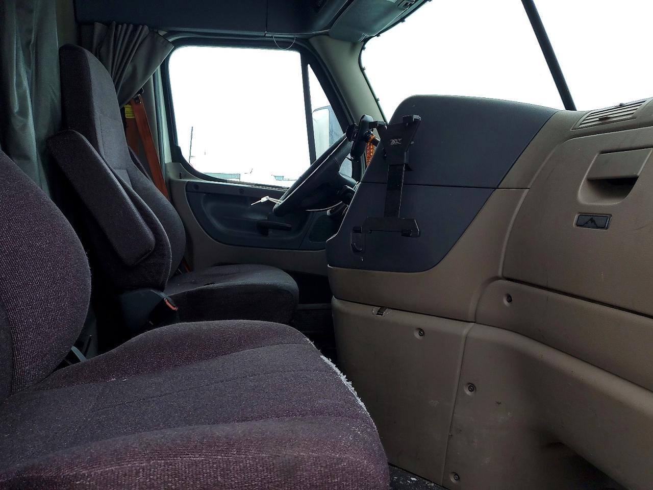 2019 Freigliner 2019 Freightliner Cascadia 1-Trailer