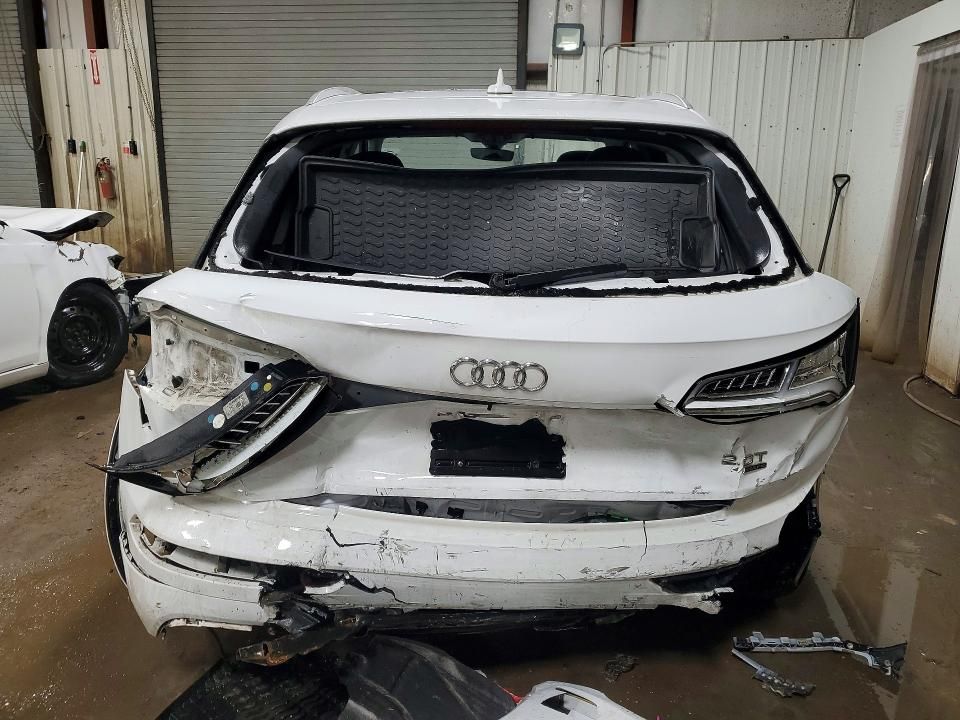 2018 Audi Q5 Premium