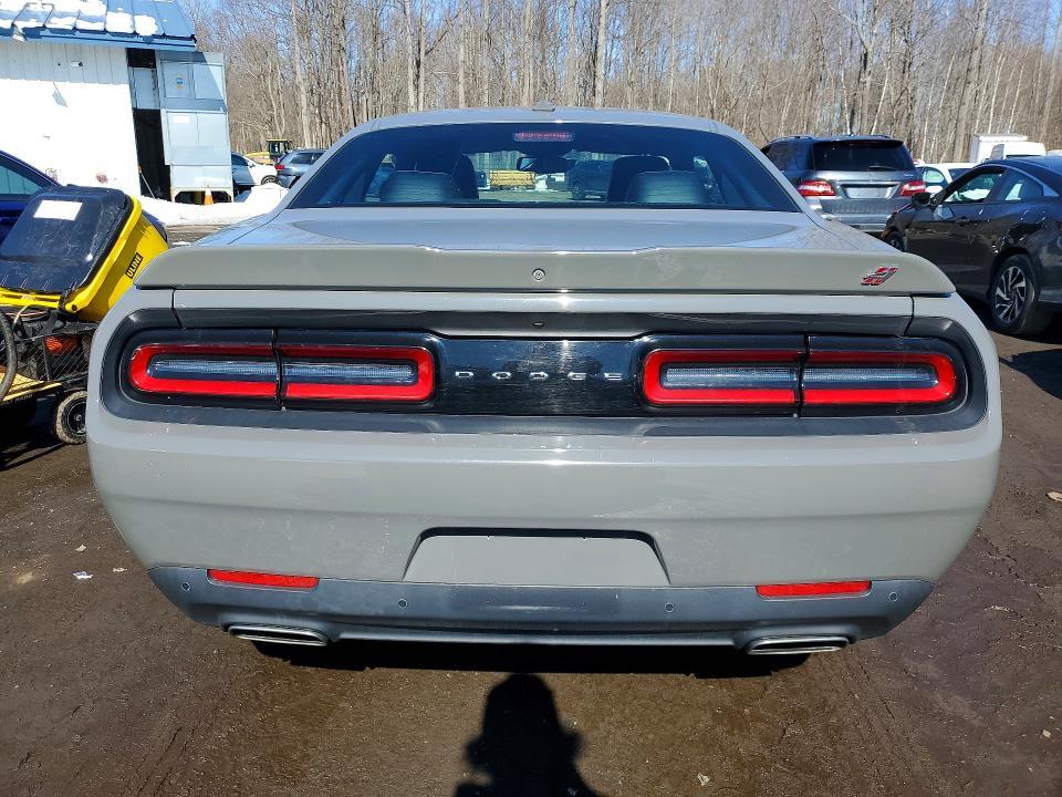 2018 Dodge Challenger gt