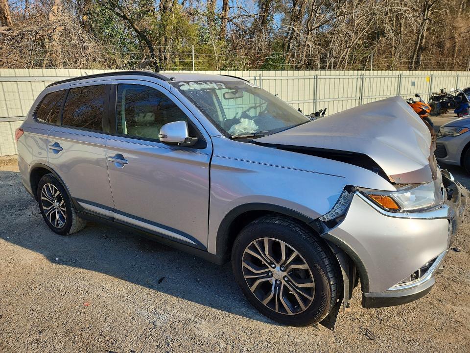 2016 Mitsubishi Outlander se