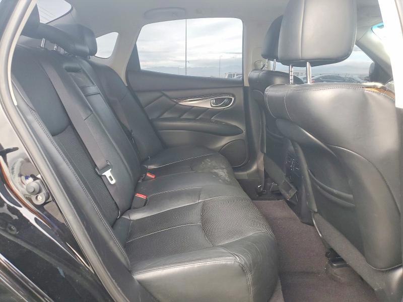 2013 Infinity M37 Base