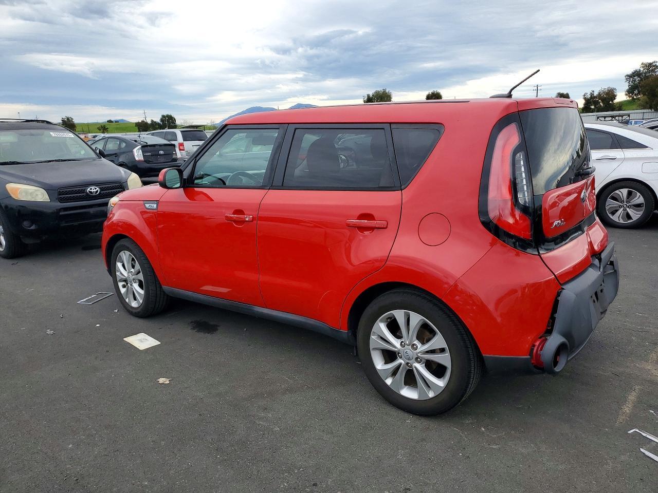 2015 KIA Soul +