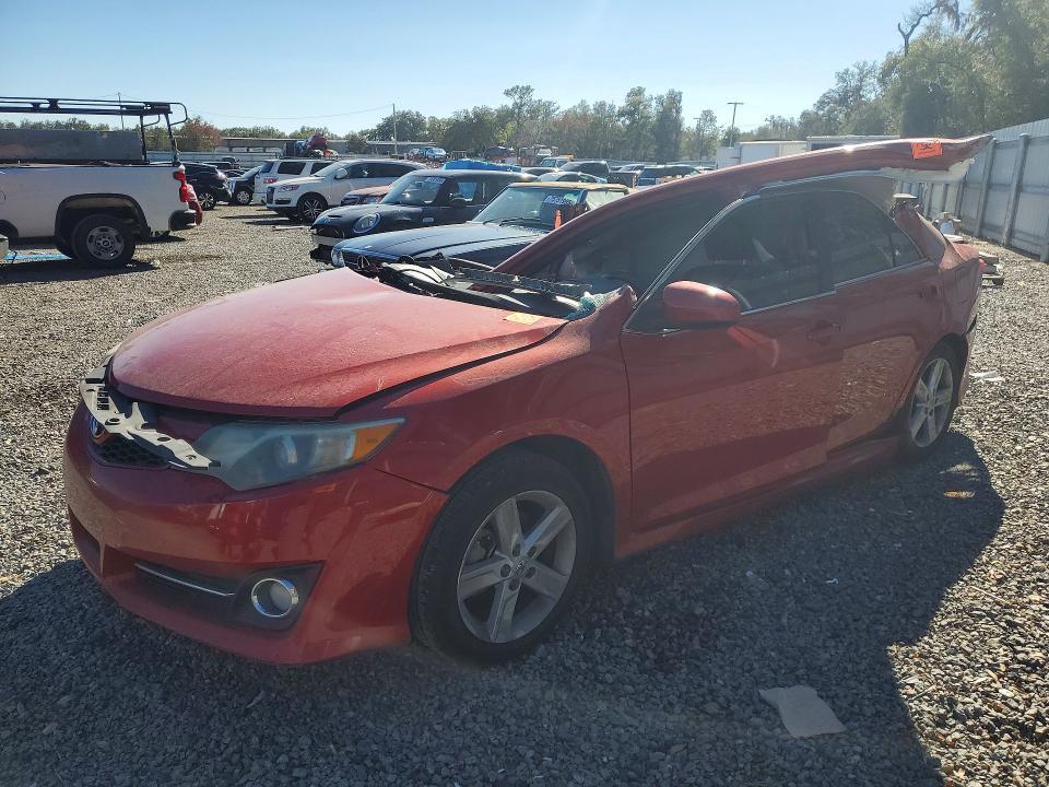 2013 Toyota Camry l