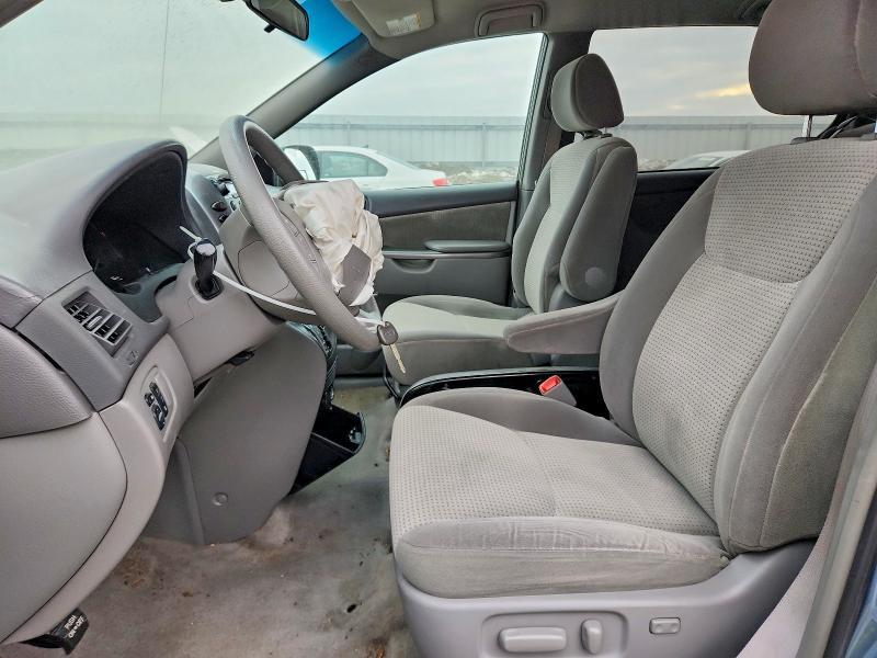 2007 Toyota Sienna ce