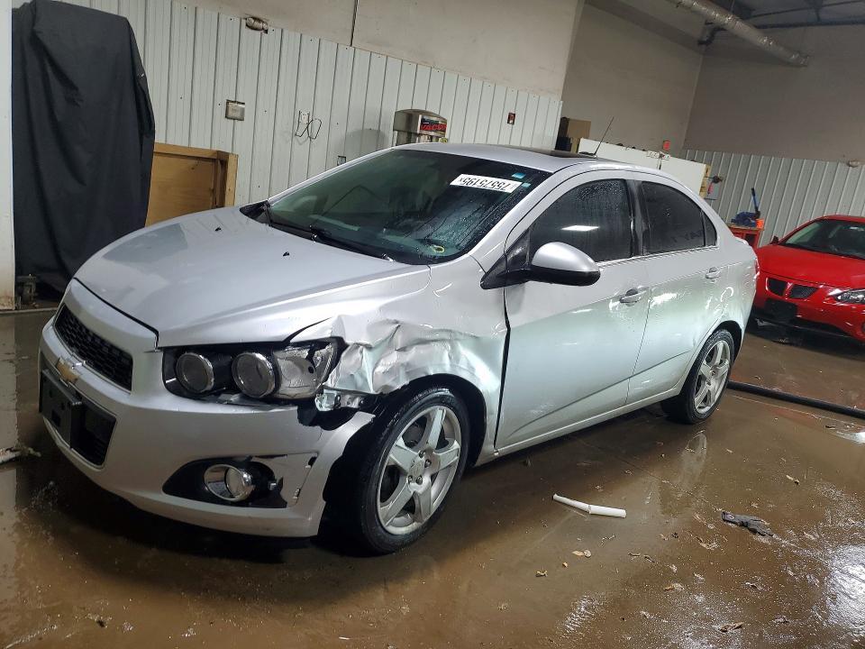 2016 Chevrolet Sonic lt