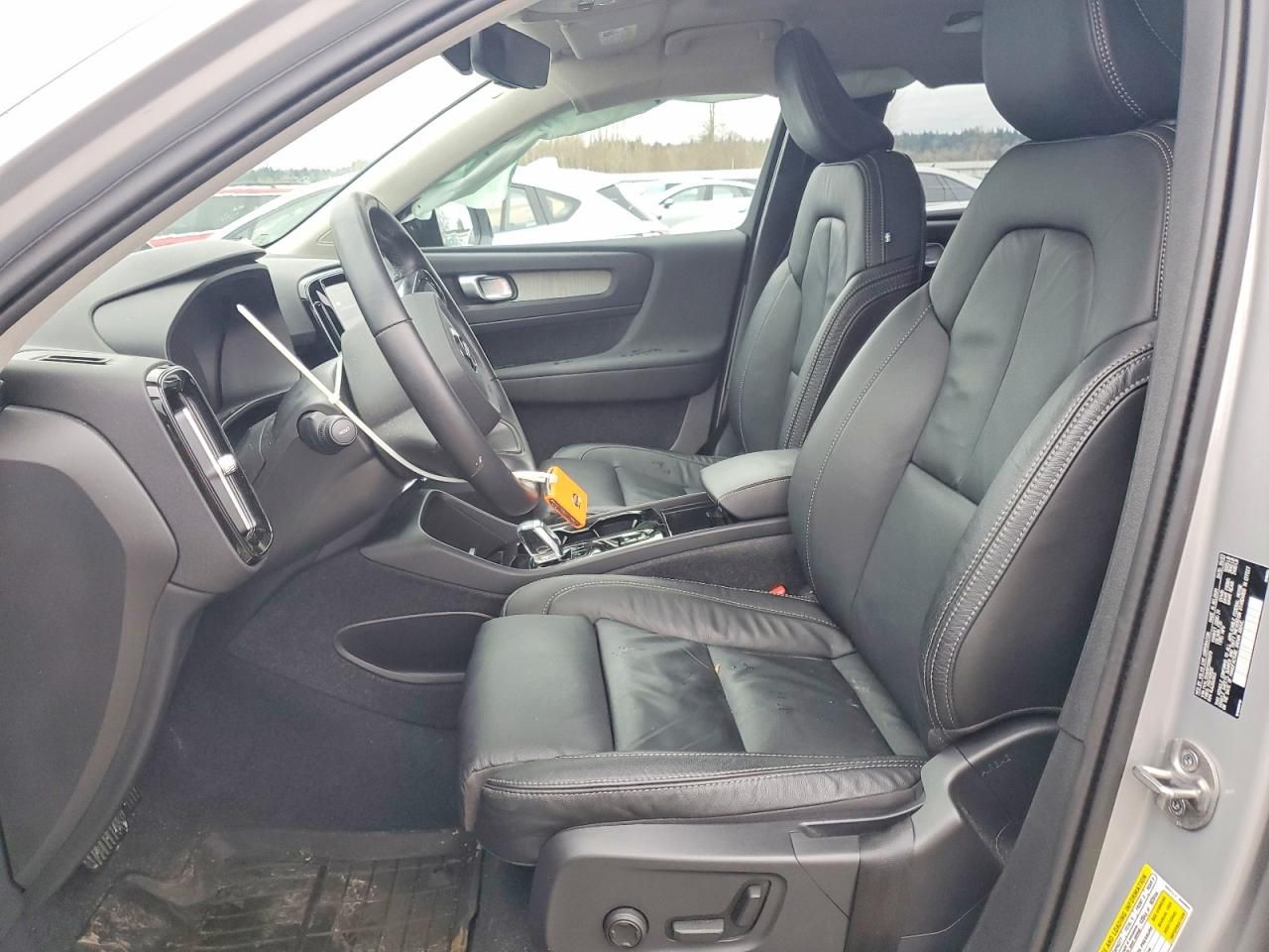 2023 Volvo Xc40 Plus