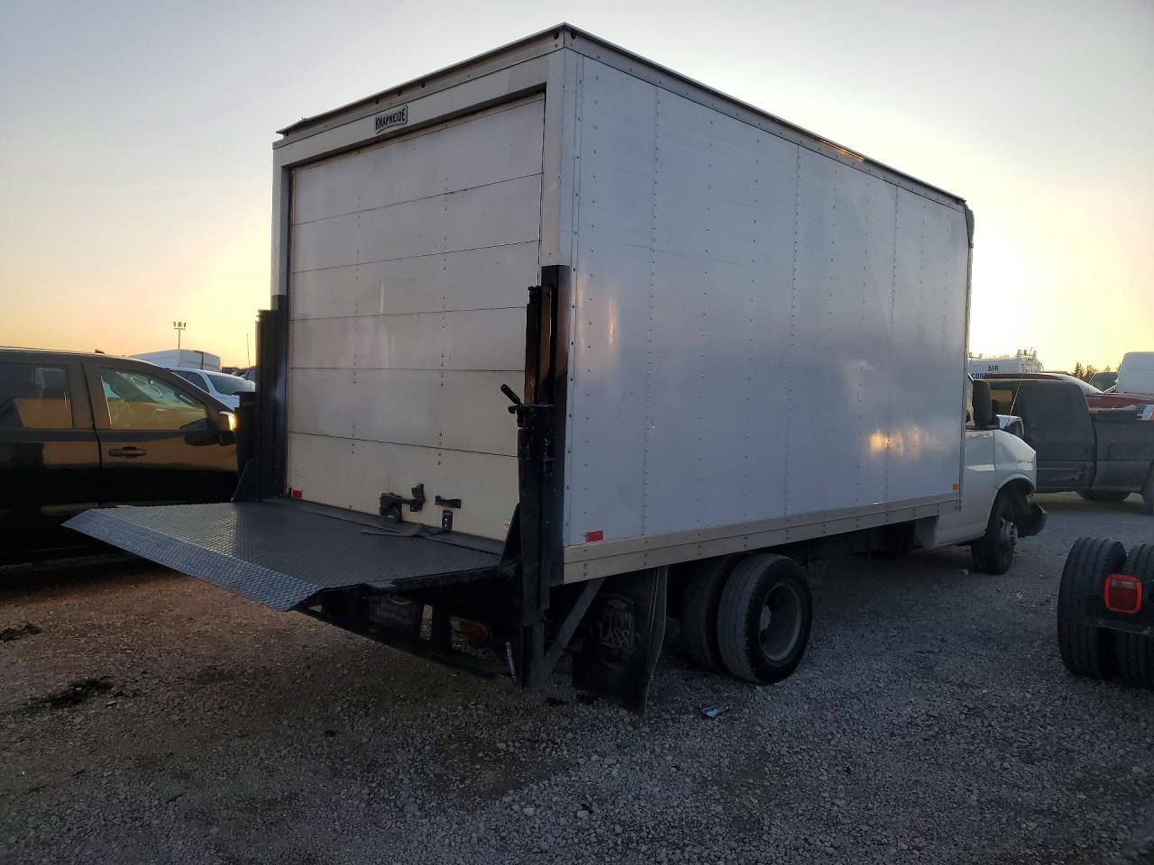 2017 Chevrolet Express G3500
