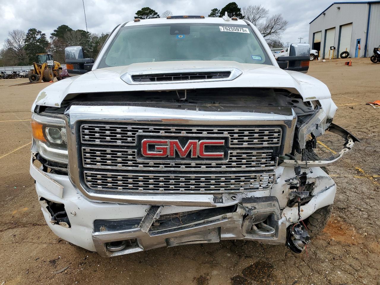 2018 GMC Sierra K2500 Denali
