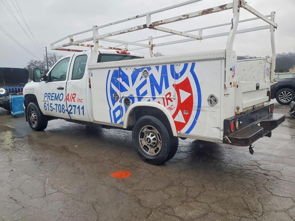 2011 Chevrolet Silverado Utility / Service Truck