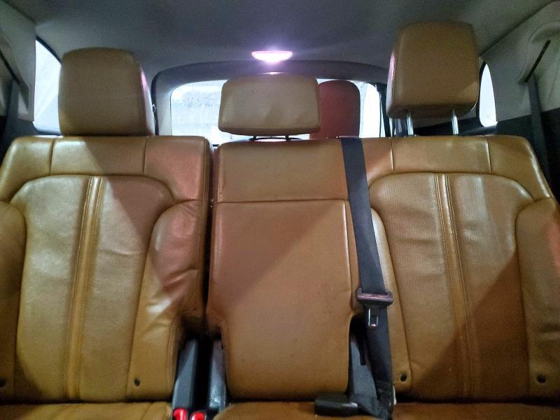 2011 Lincoln MKT