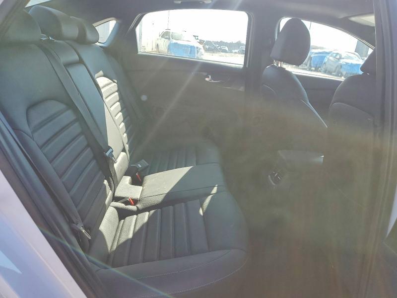 2024 KIA Forte gt Line