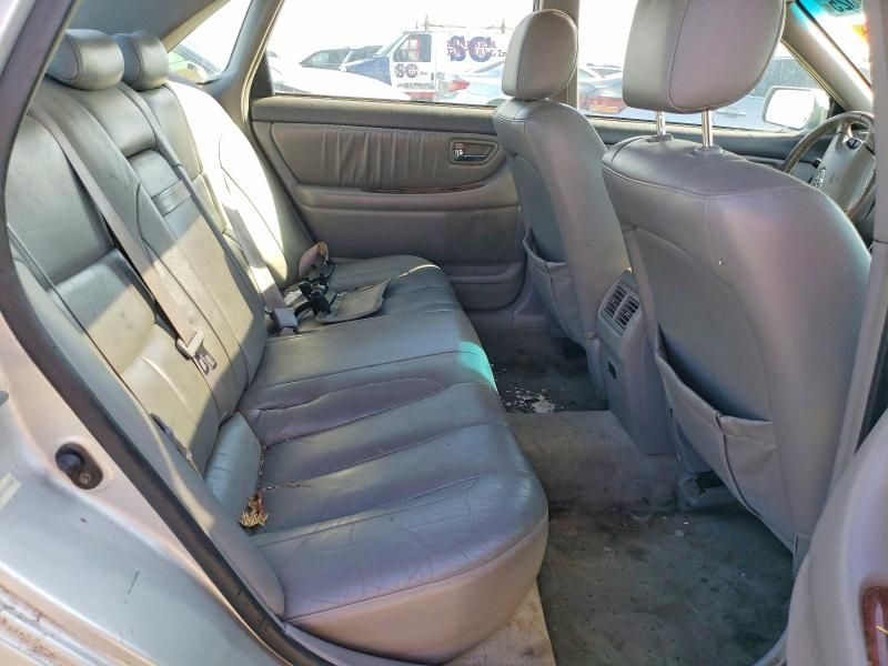 2002 Toyota Avalon xl