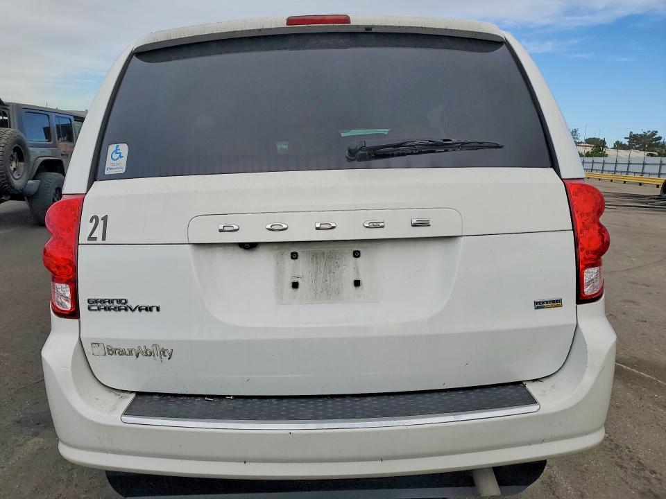 2018 Dodge Grand Caravan se