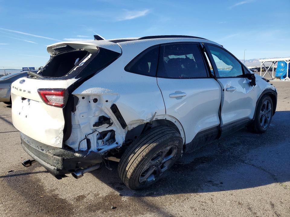 2026 Ford Escape st Line